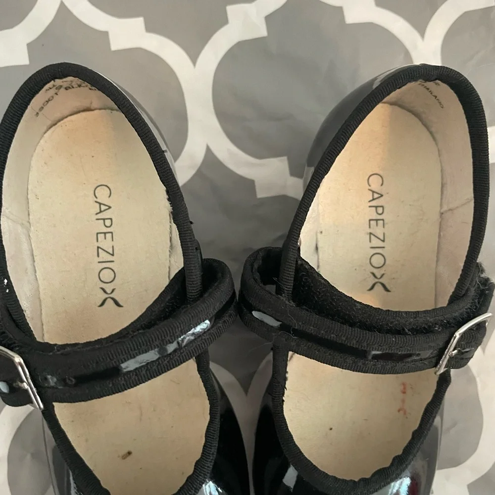 Capezio product pair