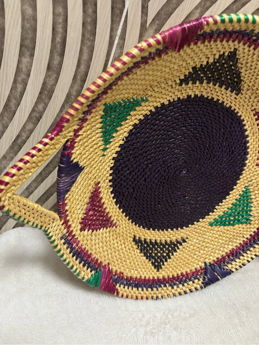 N/A african hand