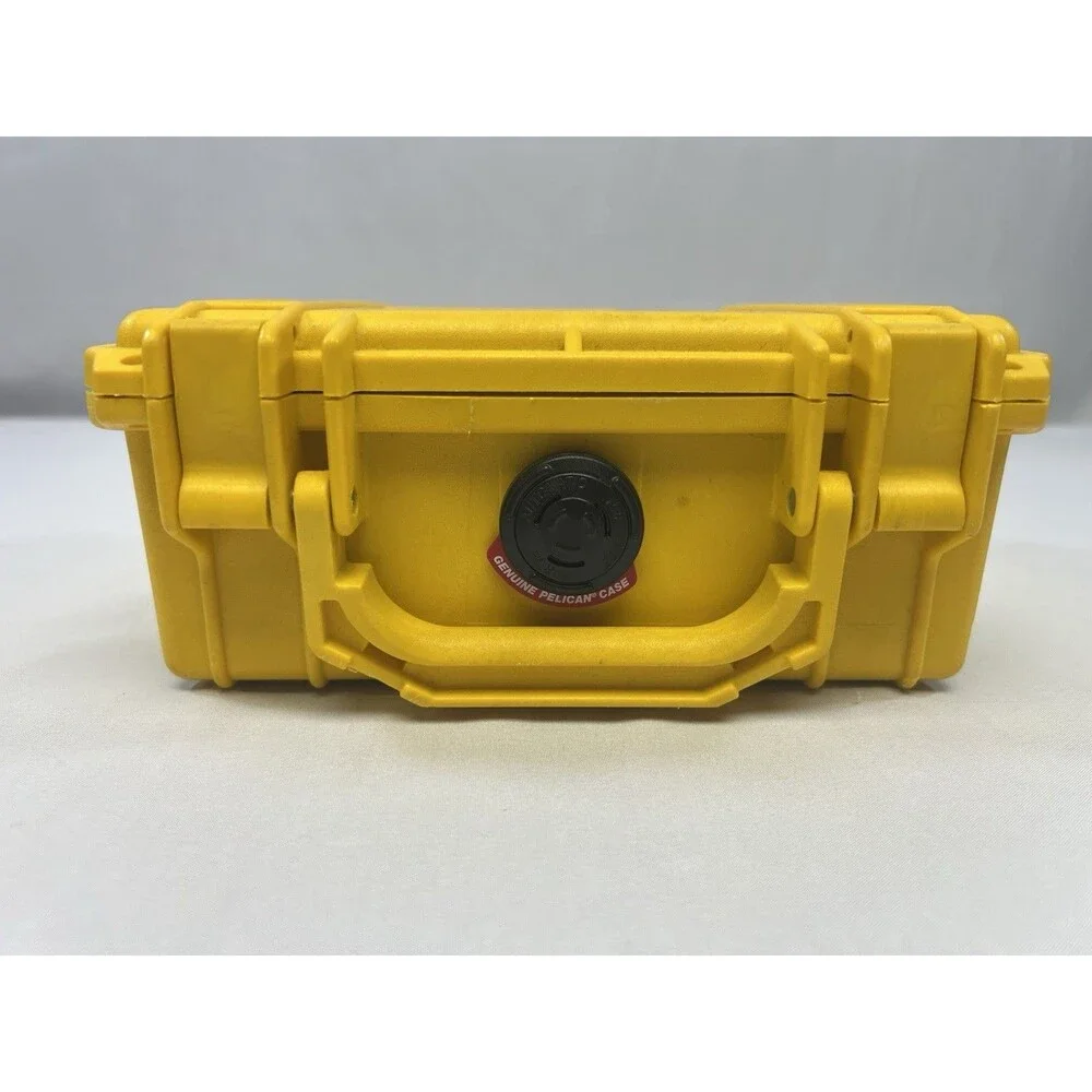 Pelican 1120 Case w/ Half Foam (Yellow)