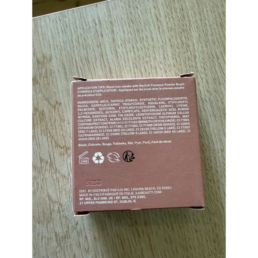 ILIA new box
