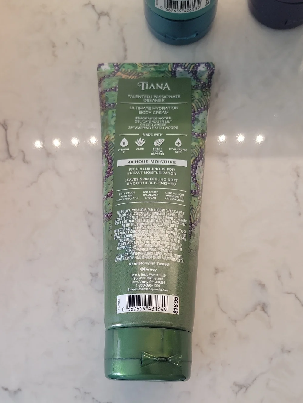 Bath & Body Works golden life charming