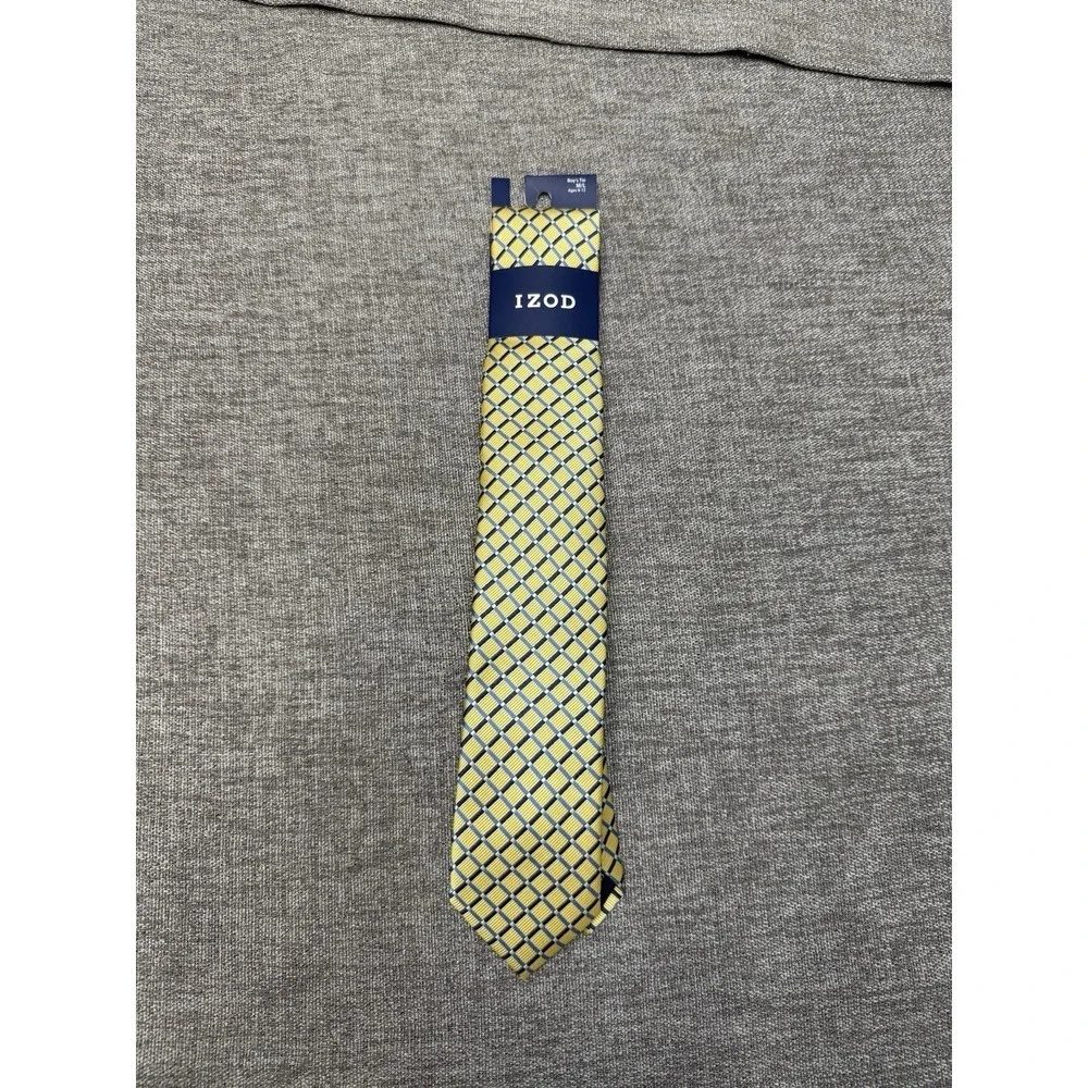 Boys M/L Izod‎ New Tie Yellow Blue