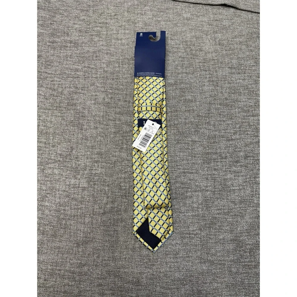 Izod see photos