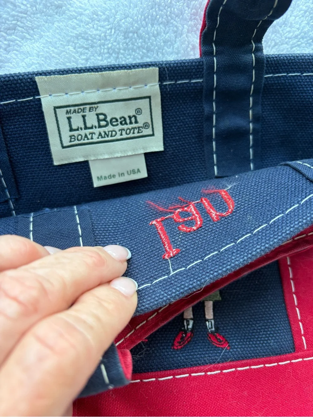 L.L. Bean Navy and Red Personalized “Ian” mini Boat & Tote with Boy Embroidery