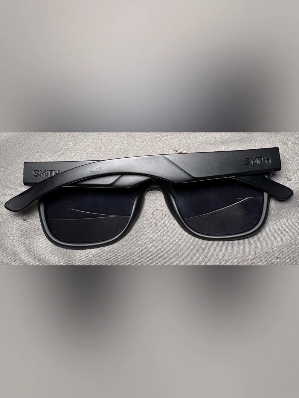 SMITH bold black