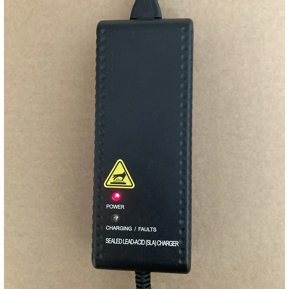 24BC3500T-4 Power Wheelchair Charger Gel/Agm 3-Pin 24V 3.5 Amp UPG 71641