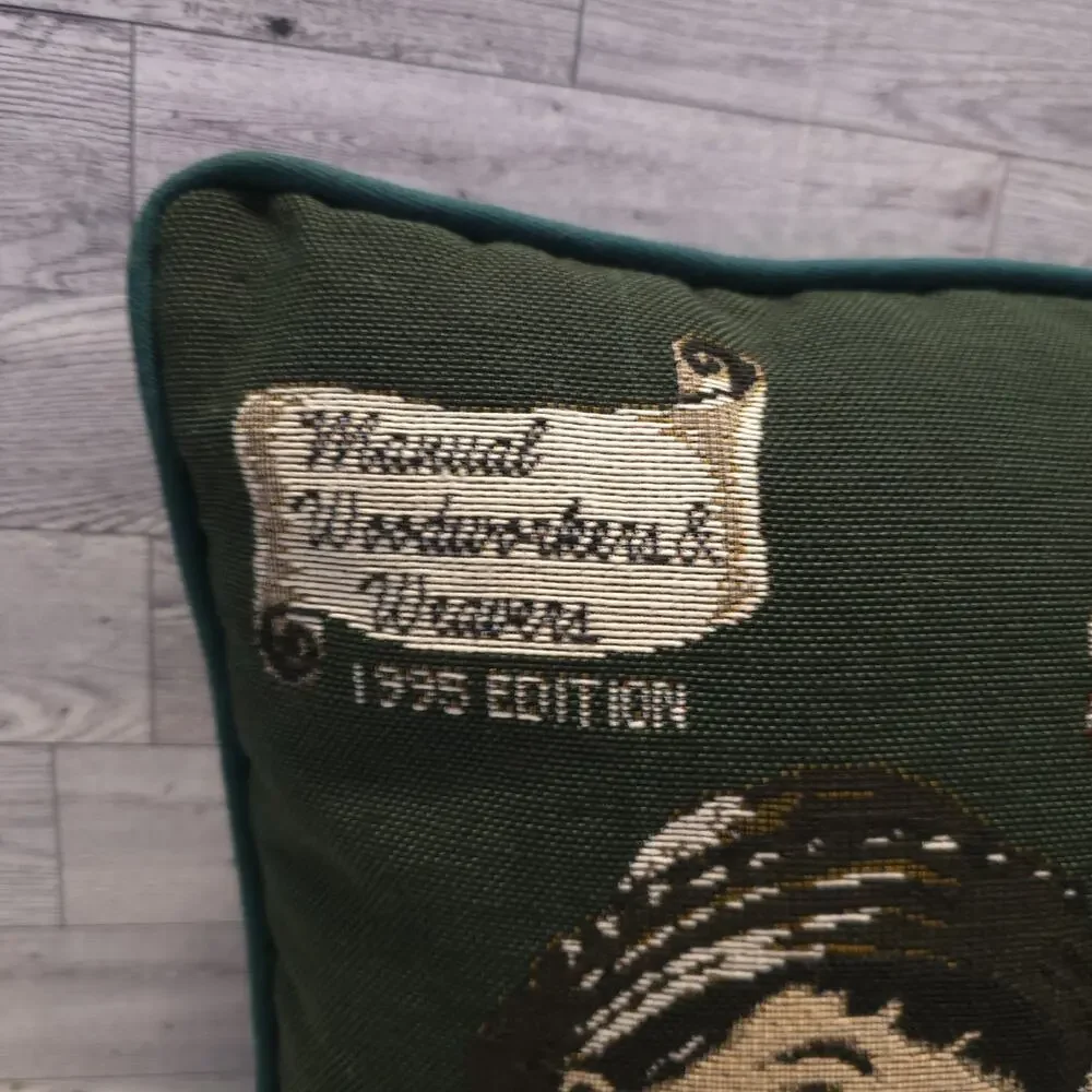 Manual Woodworkers & Weavers‎ 1995 Collector Christmas Edition Pillow 12