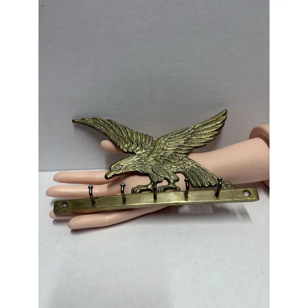 The Unbranded Brand eagle key