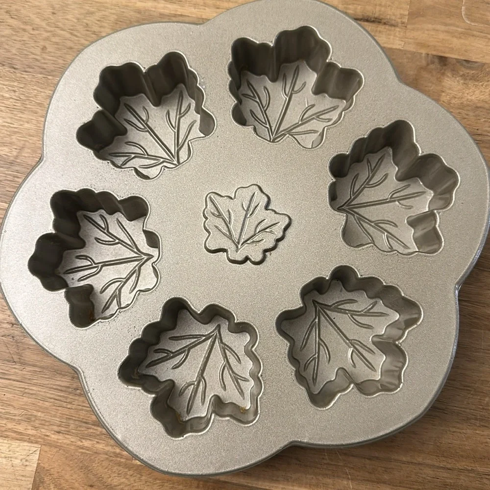Nordic Ware like new