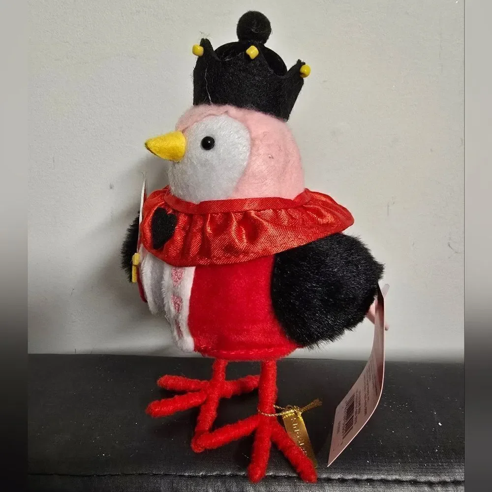 Target featherly decor