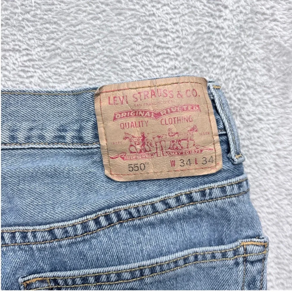 Levis levi 550
