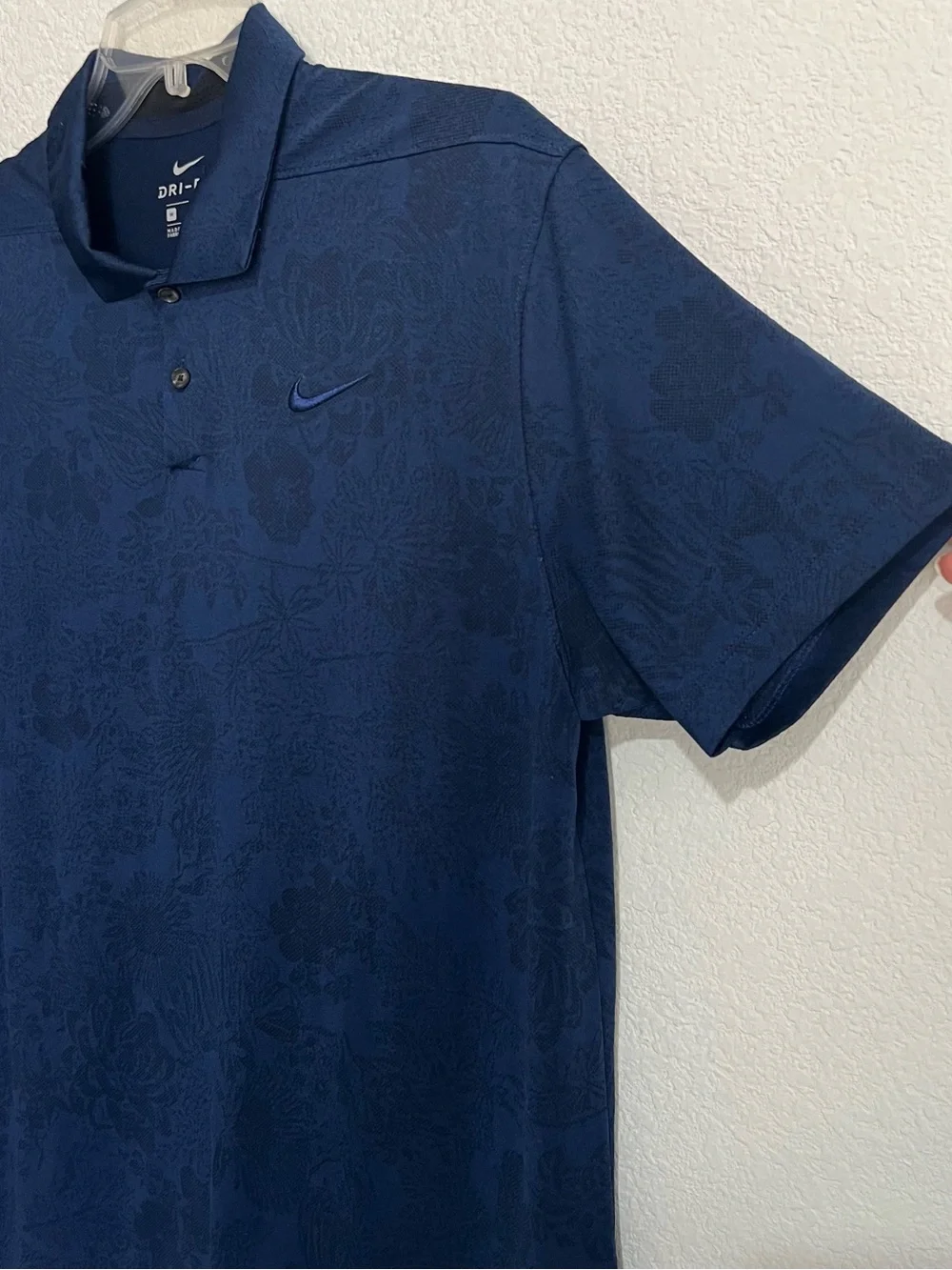 Nike navy dry