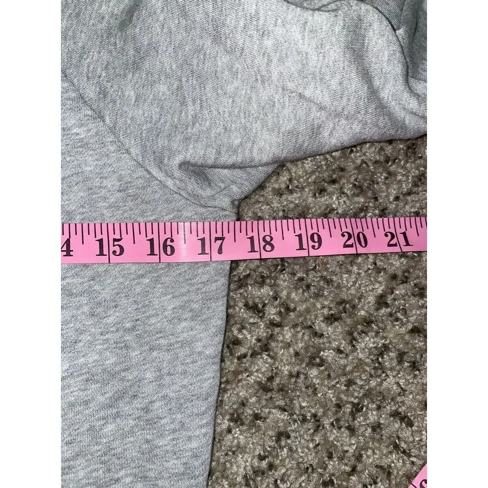 Nike **colors may