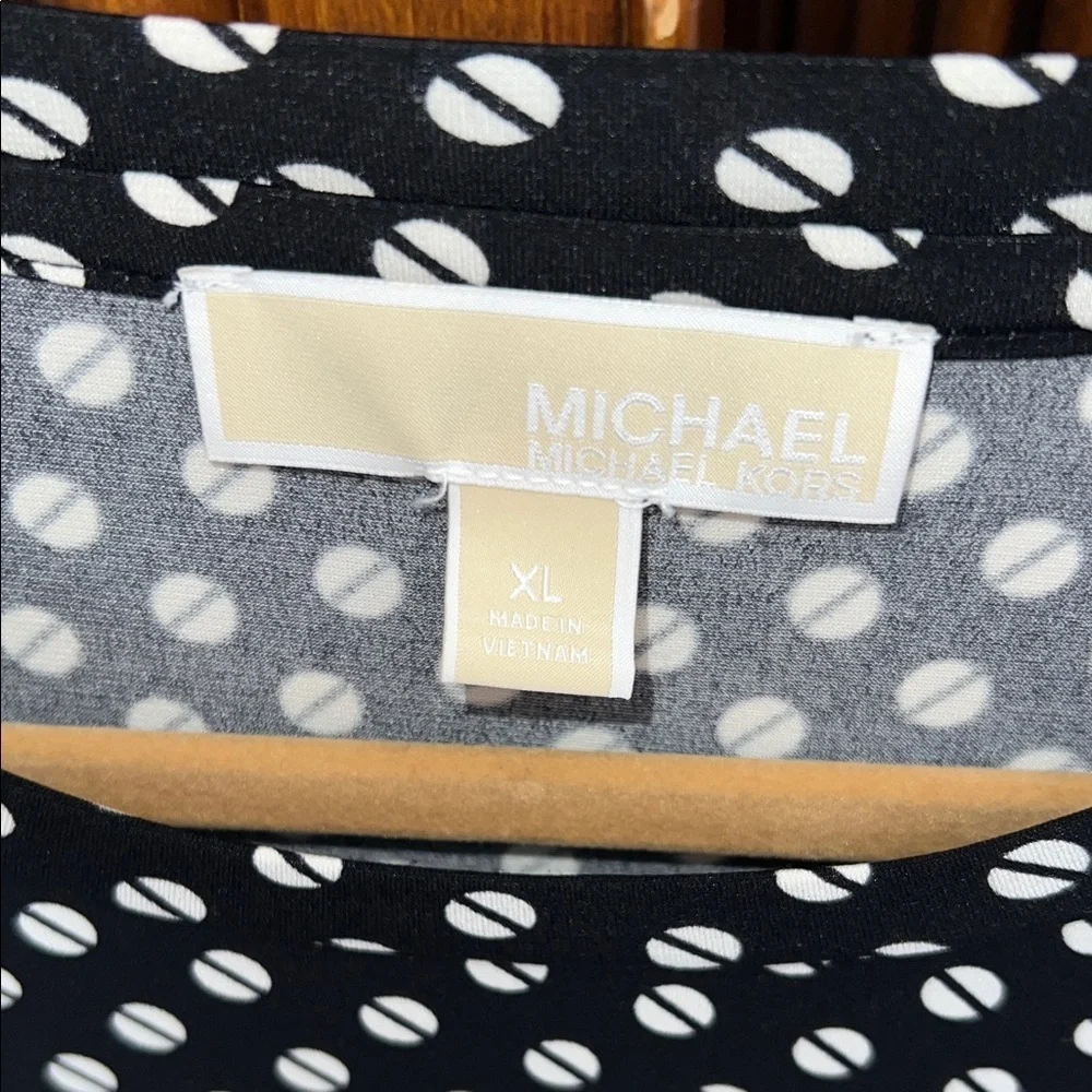 Michael Kors elegant black