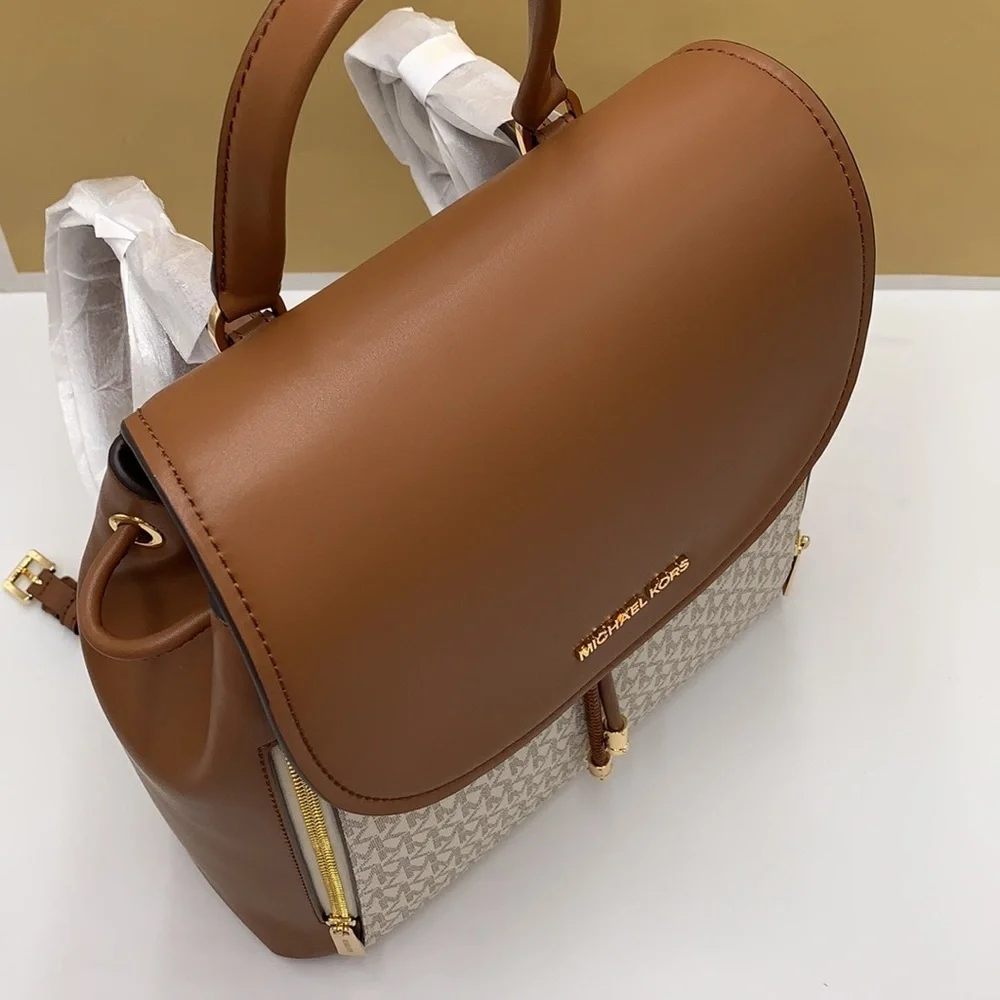 MICHAEL KORS PHOEBE MEDIUM DRAWSTRING BACKPACK VANILLA/ BROWN SIGNATURE COLOR