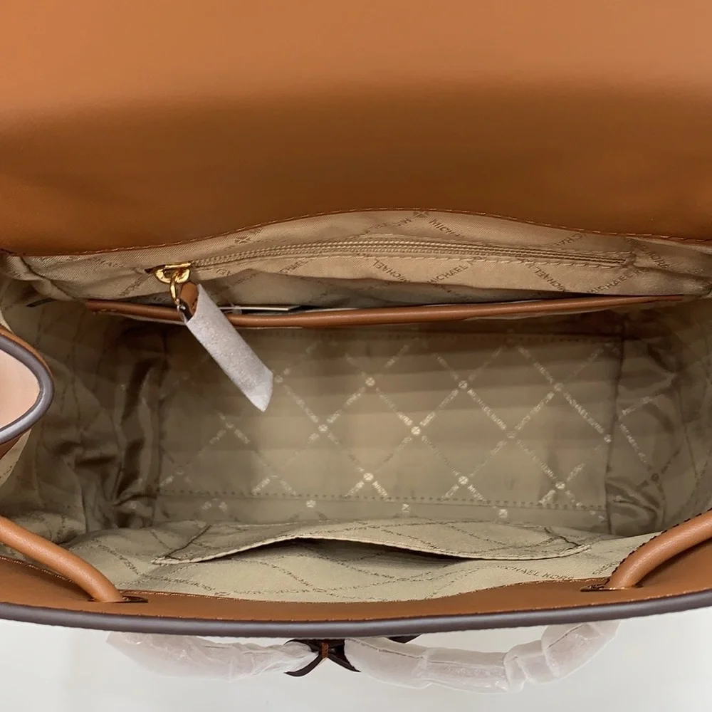 MICHAEL KORS PHOEBE MEDIUM DRAWSTRING BACKPACK VANILLA/ BROWN SIGNATURE COLOR