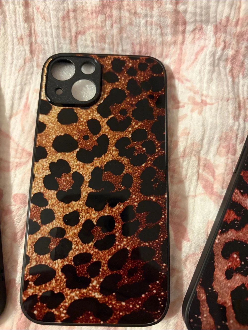 Unbranded lot animal