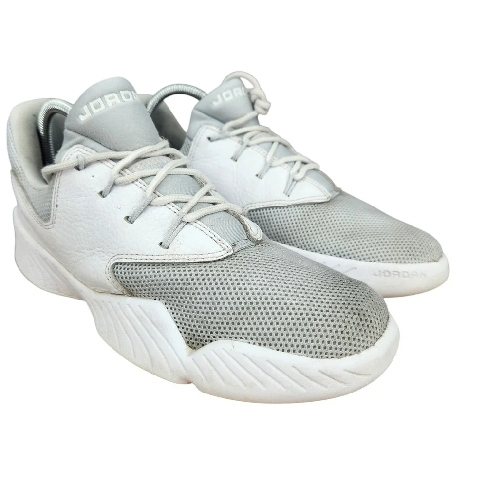 Jordan J23 Low Sneakers Mens 8 White Gray‎ Lace Up Trainers Shoes 905288-100