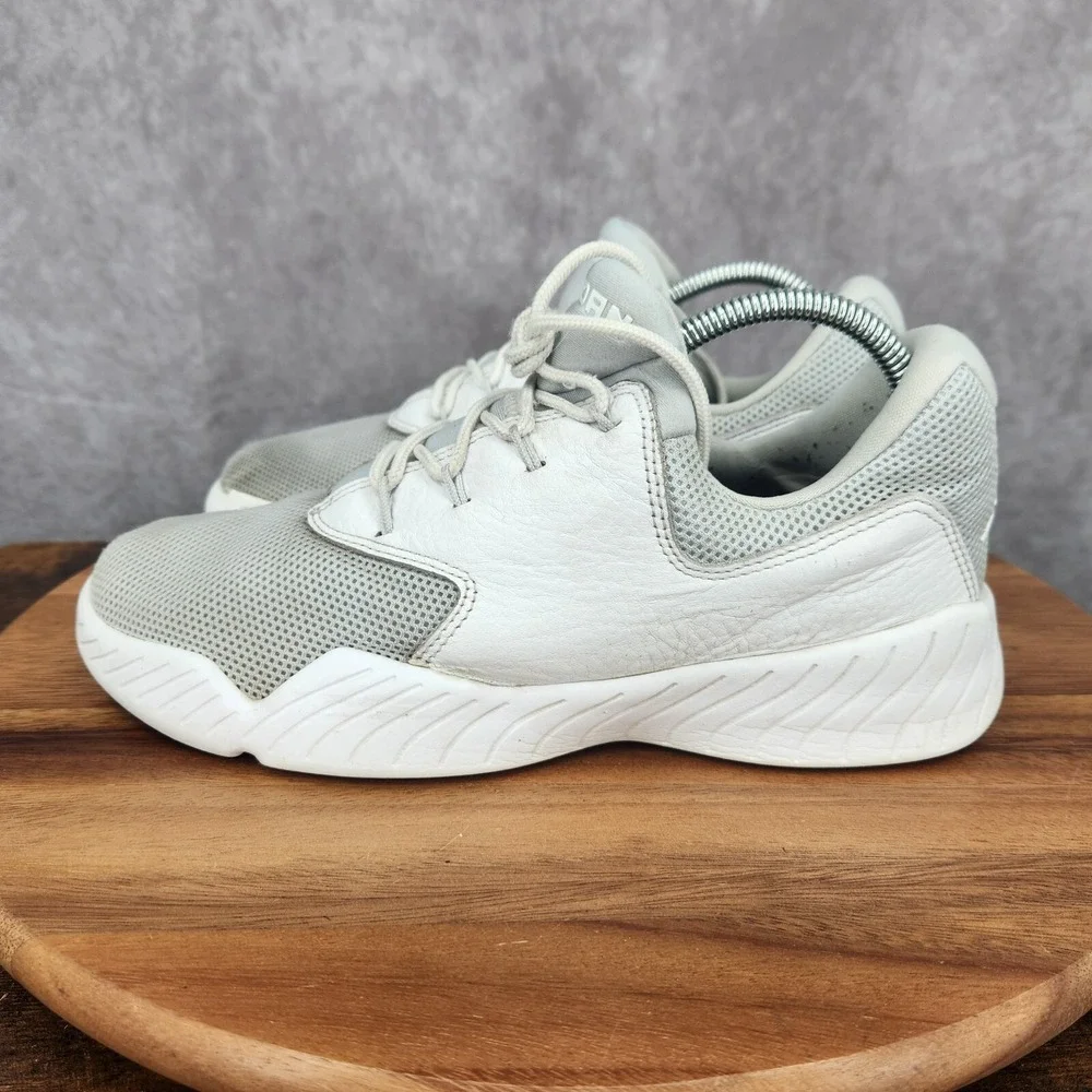 Jordan j23 low