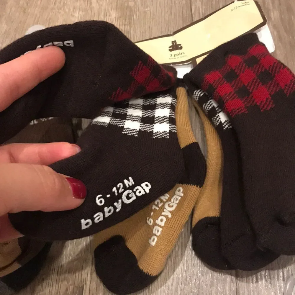 GAP socks new