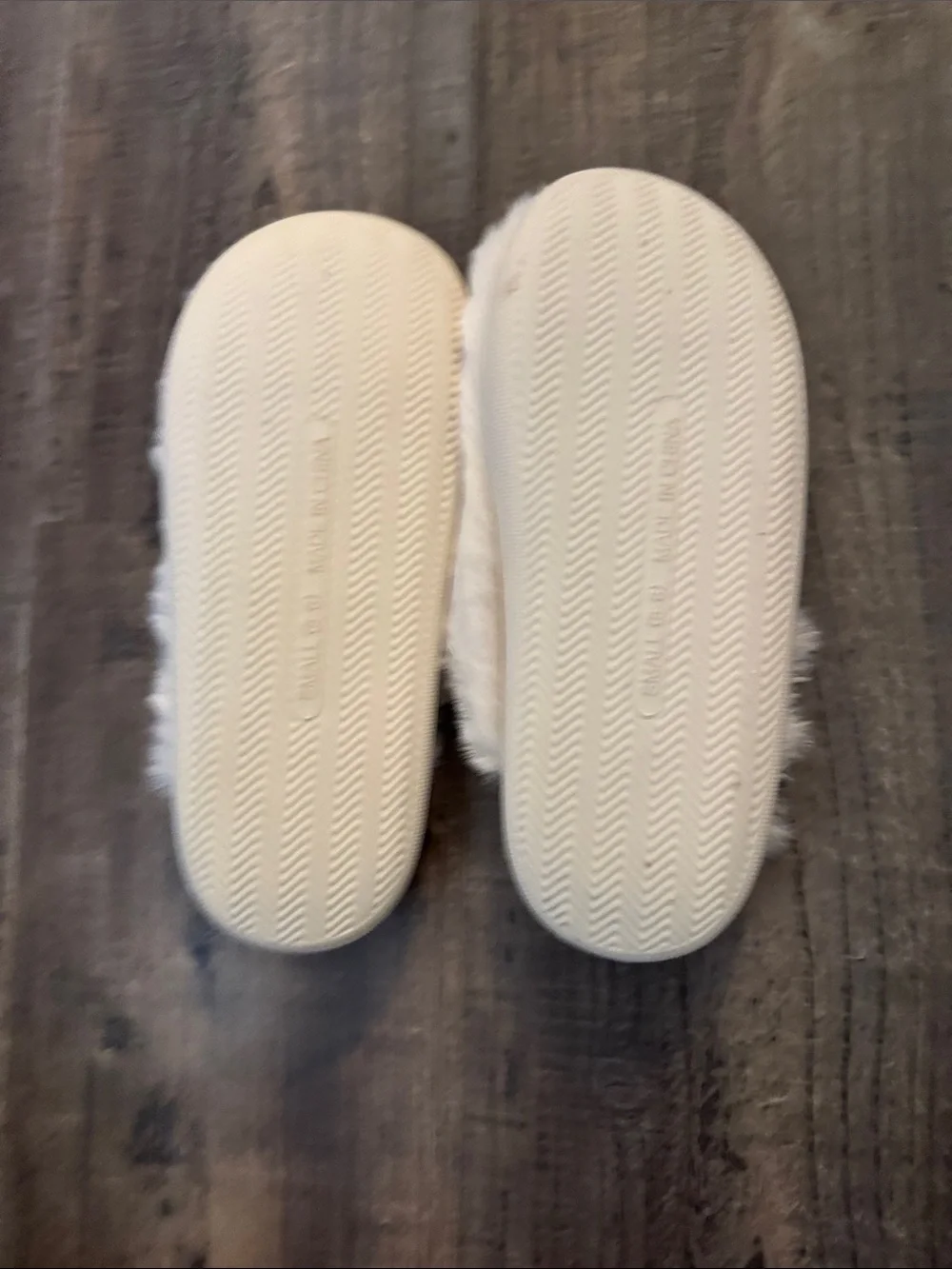 Kooba Cream Faux Fur Kids Slip-On Slippers with Braided Trim