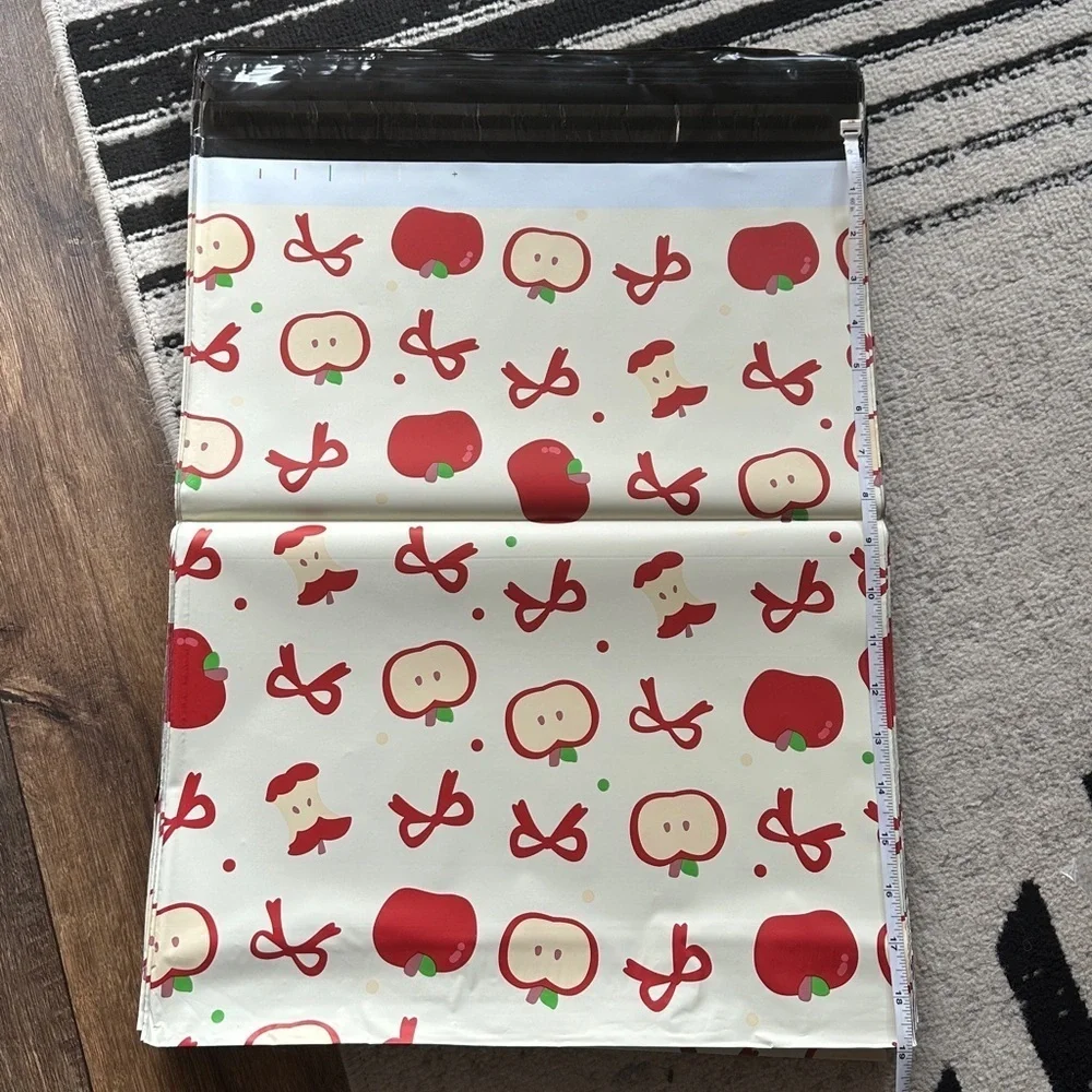 None 100 pieces