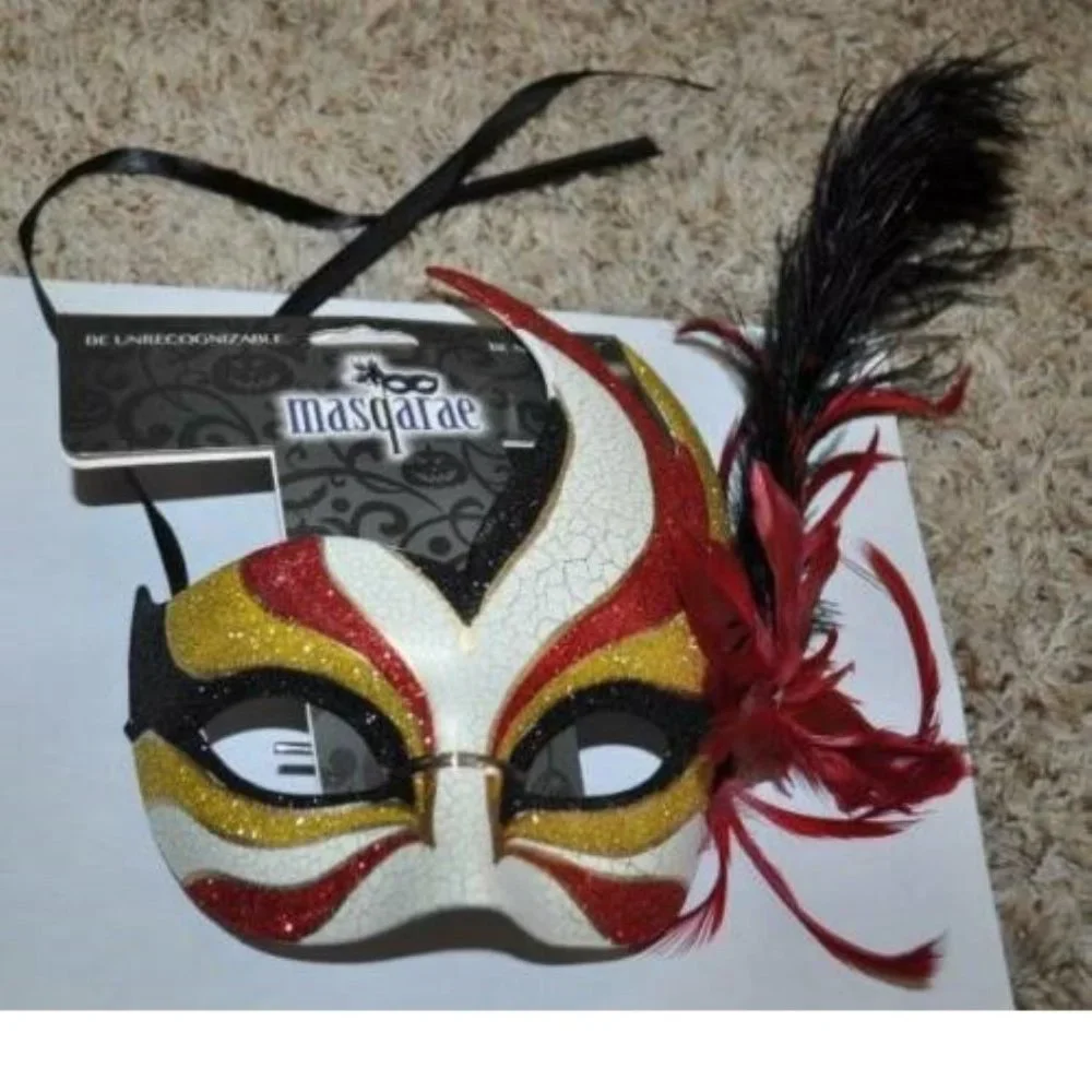 Masquerade halloween eye
