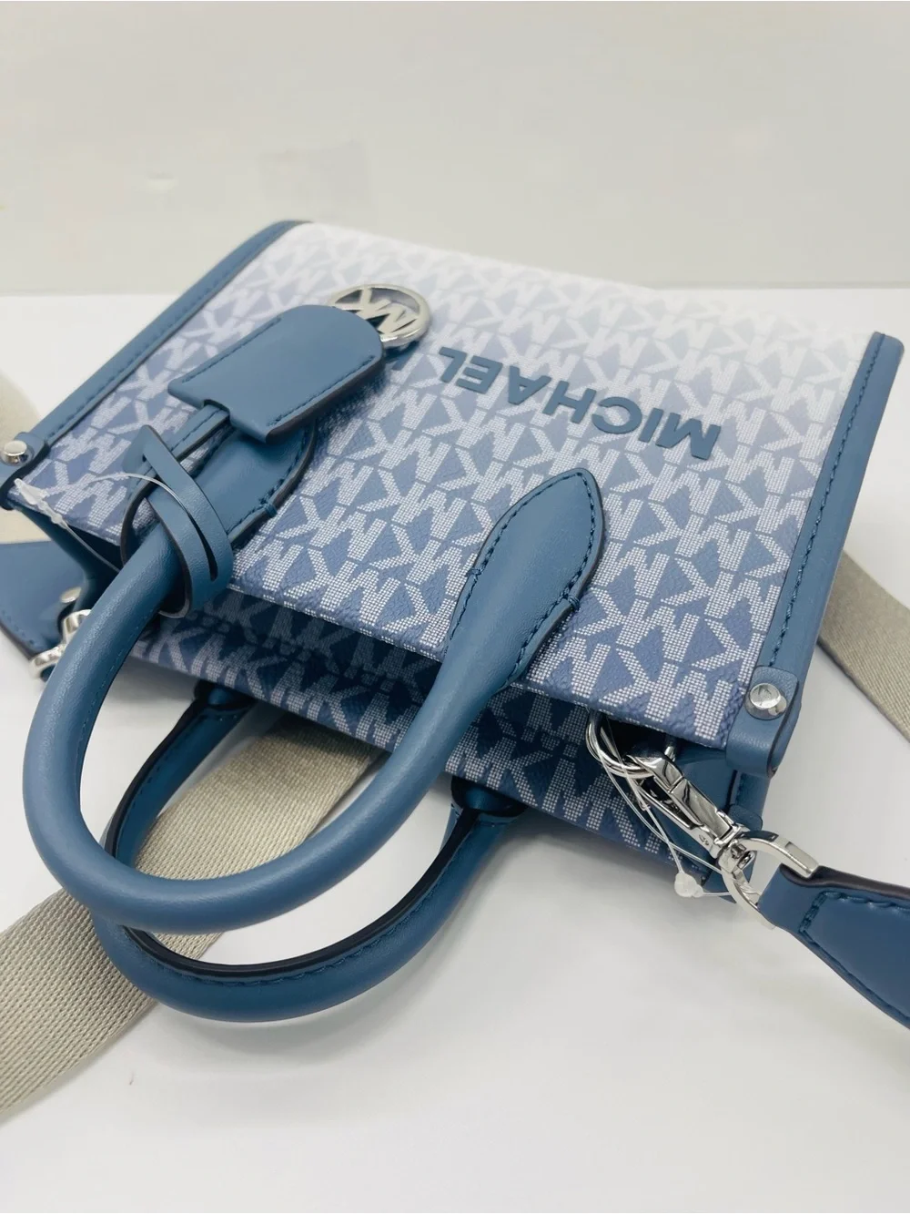 Michael Kors removable 90% worn