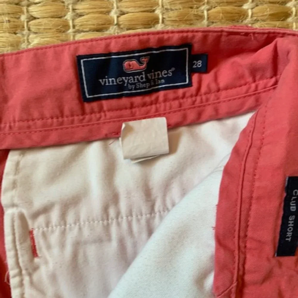 Vineyard Vines mens size