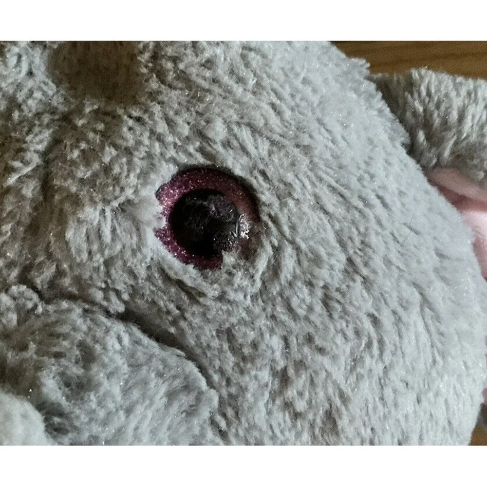 N/A elephant stuffed