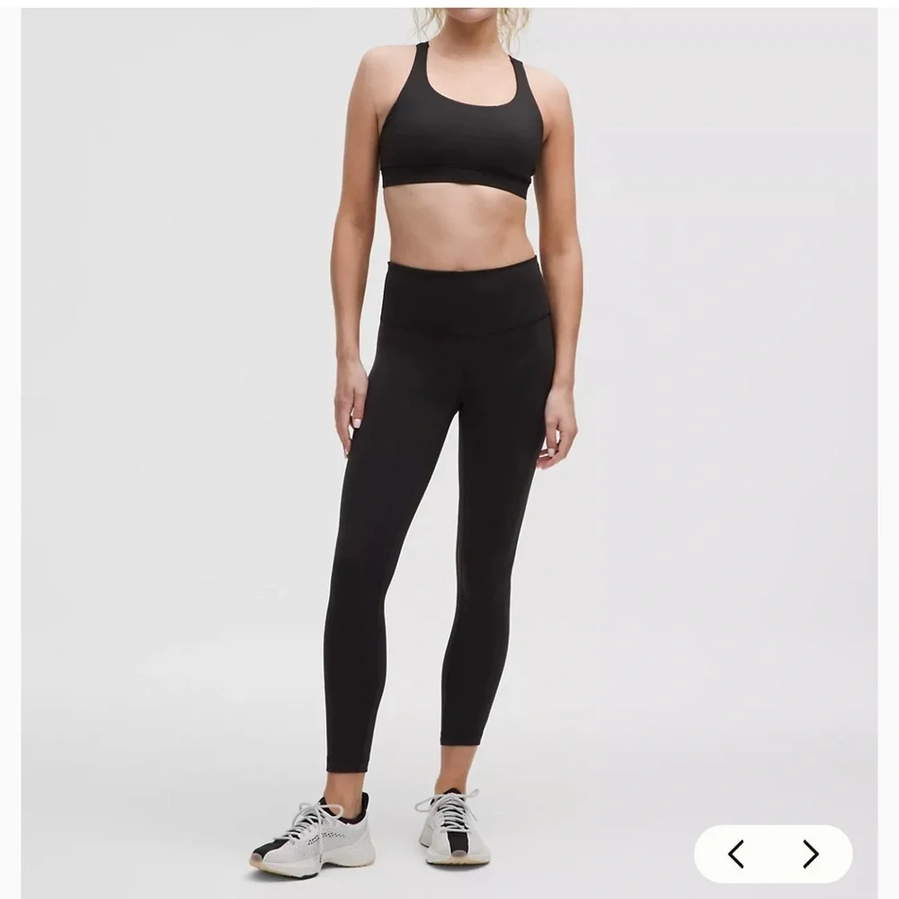 lululemon athletica excellent preowned