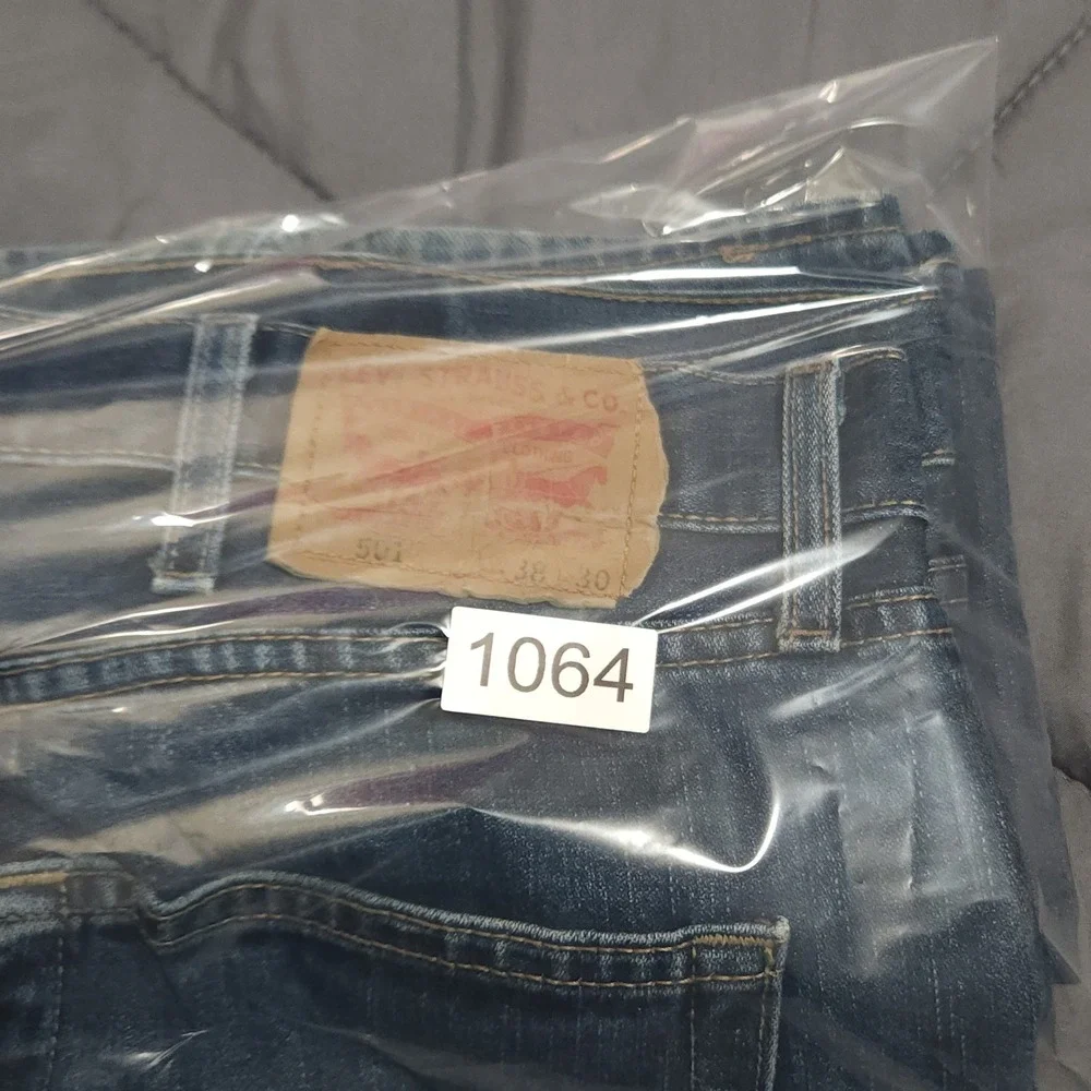 Levi's‎ 501 Jeans Men's 38x30 High Rise Button Fly Blue Denim 100% Cotton
