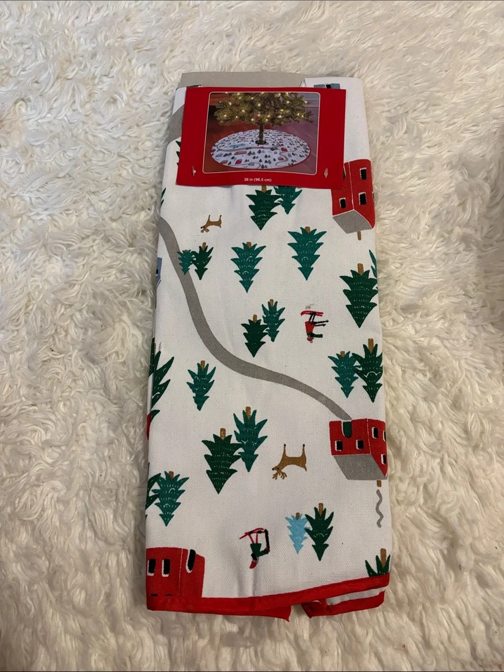 Festive Christmas Tree Skirt with Village Print 38