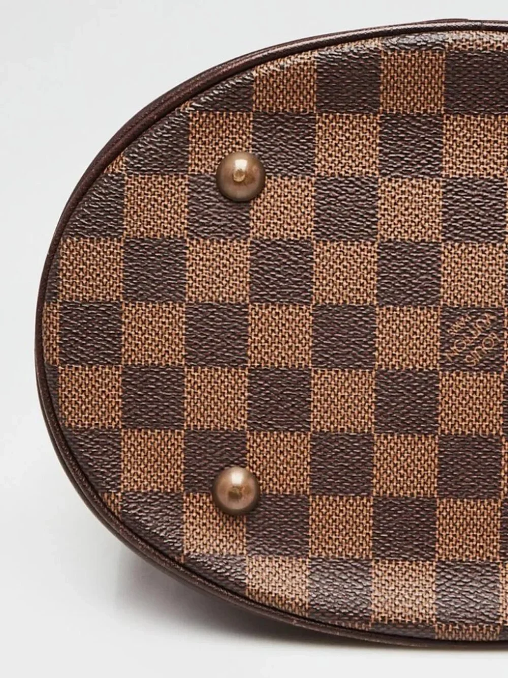Louis Vuitton description louis