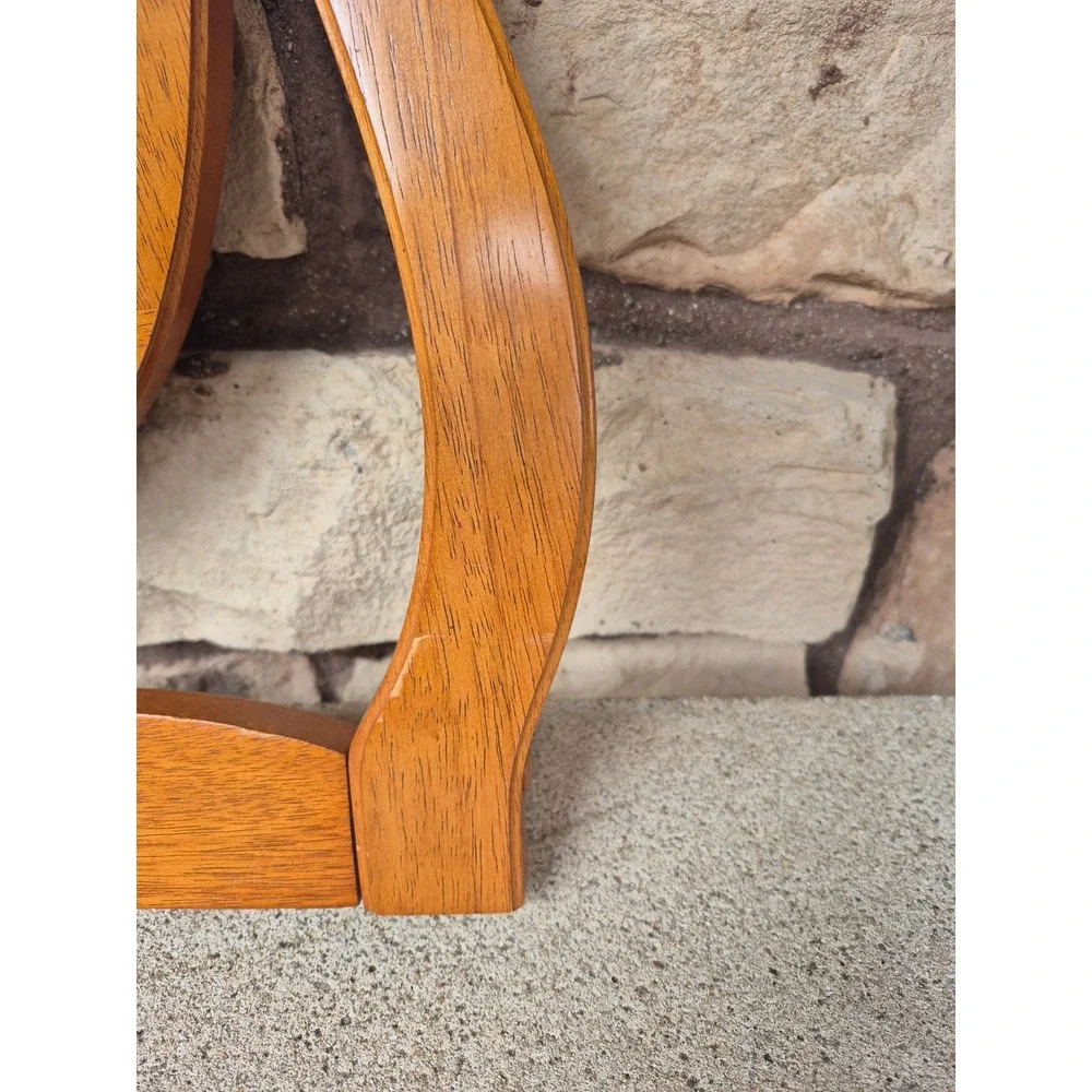 N/A vintage oval
