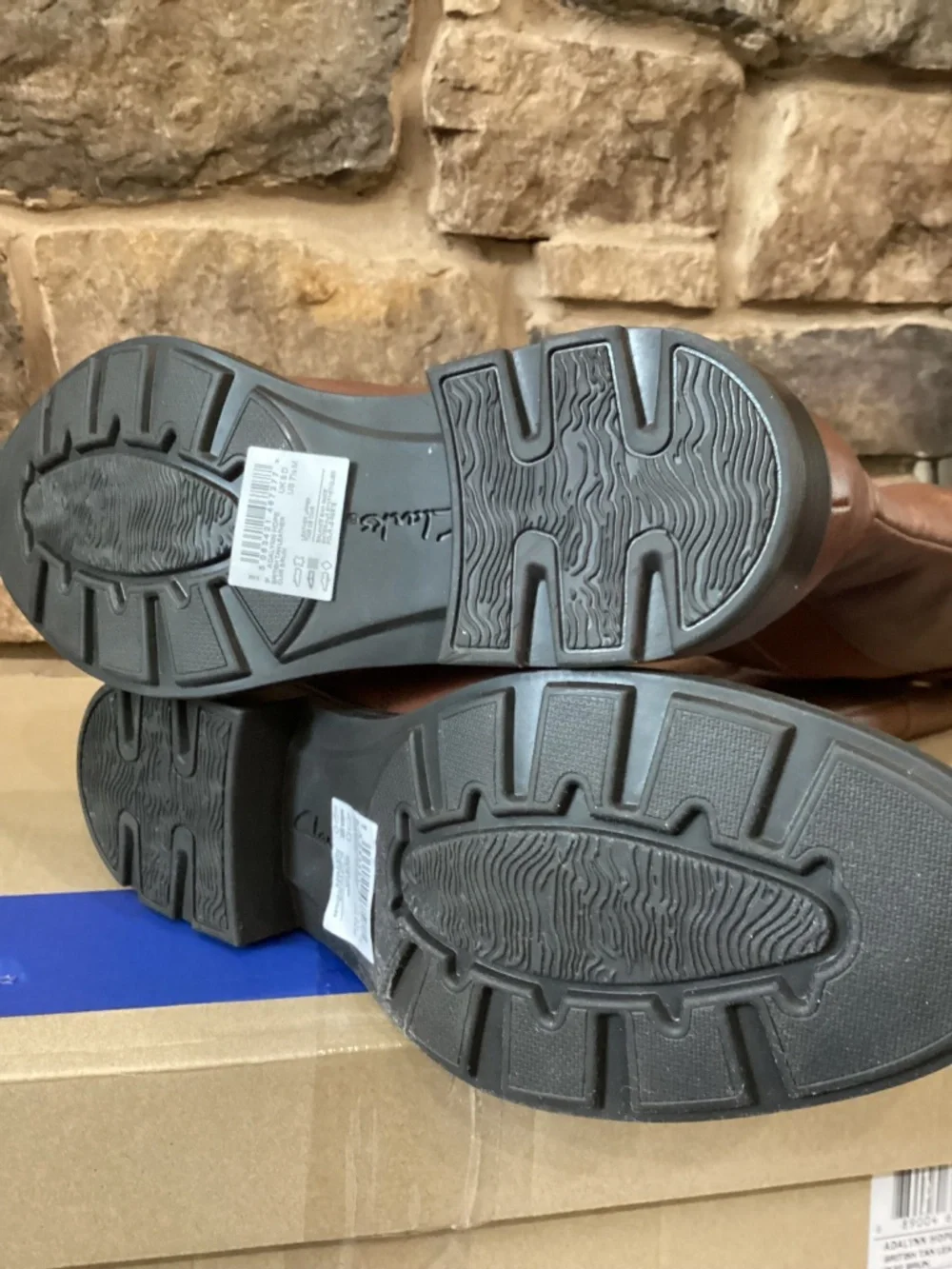 Clarks *these fit