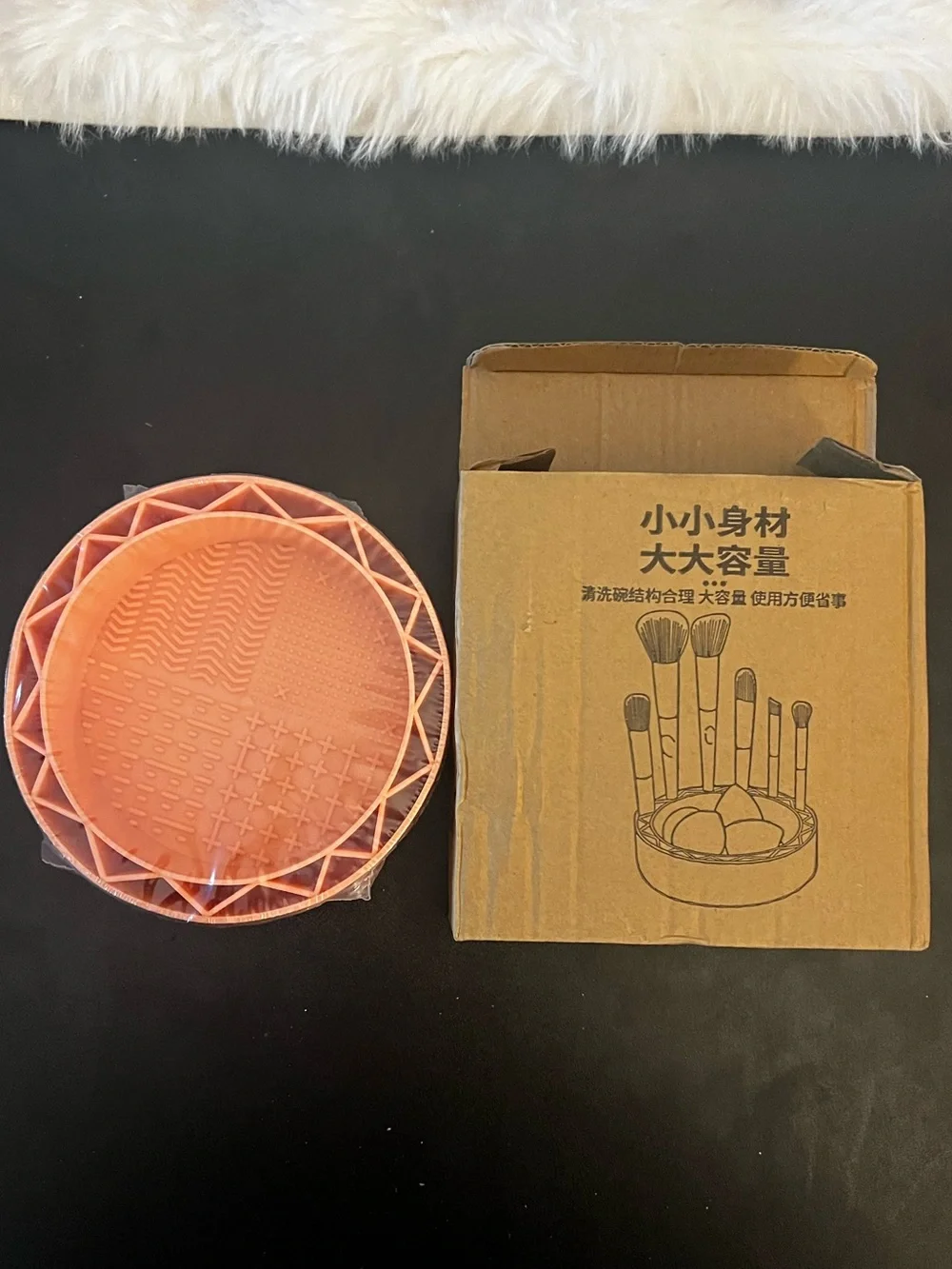 OctHope Makeup Brush Cleaner Bowl in Coral