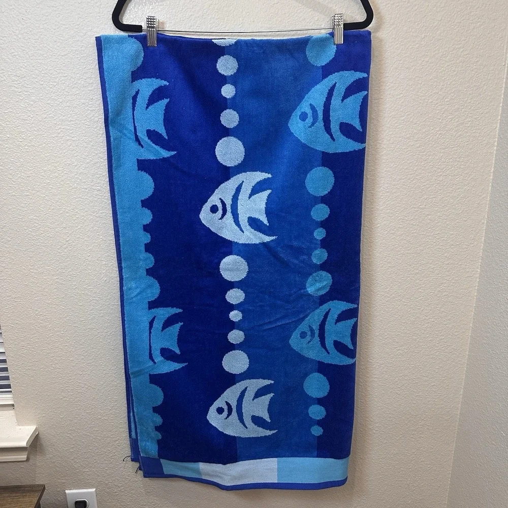Franco Egyptian Cotton Beach Towel NWT Blue Fish Oversized 72‎ x 39