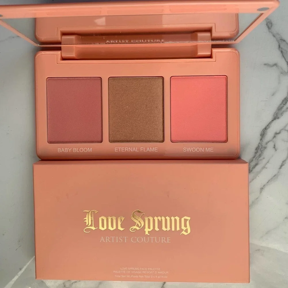ARTIST COUTURE‎ Love Sprung Palette in Volume 1