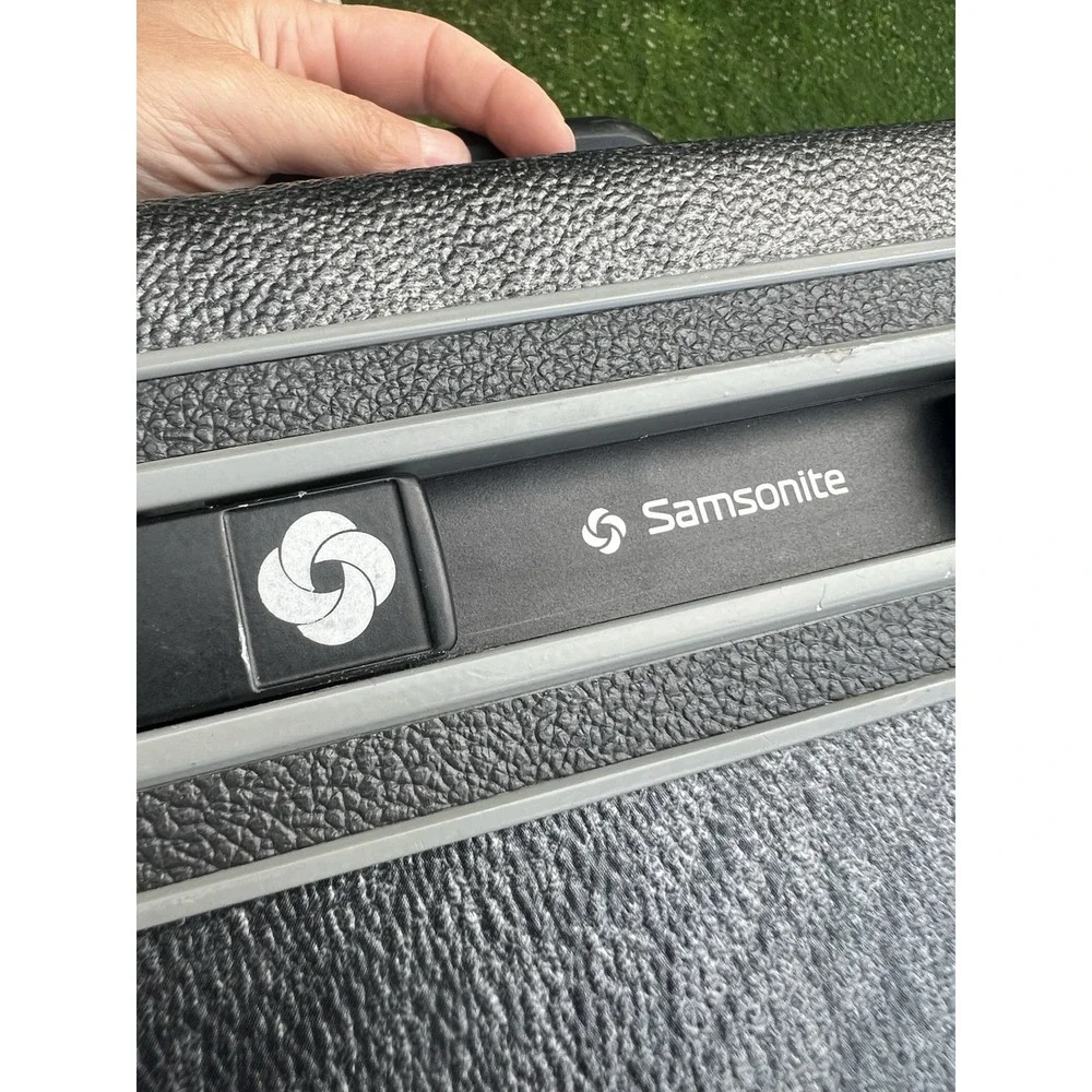N/A vintage samsonite