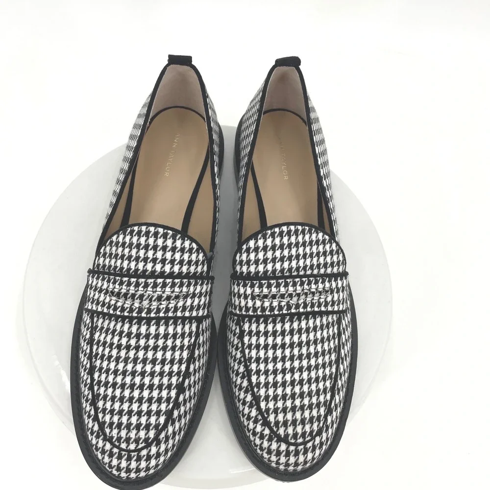 Ann Taylor uppers lining