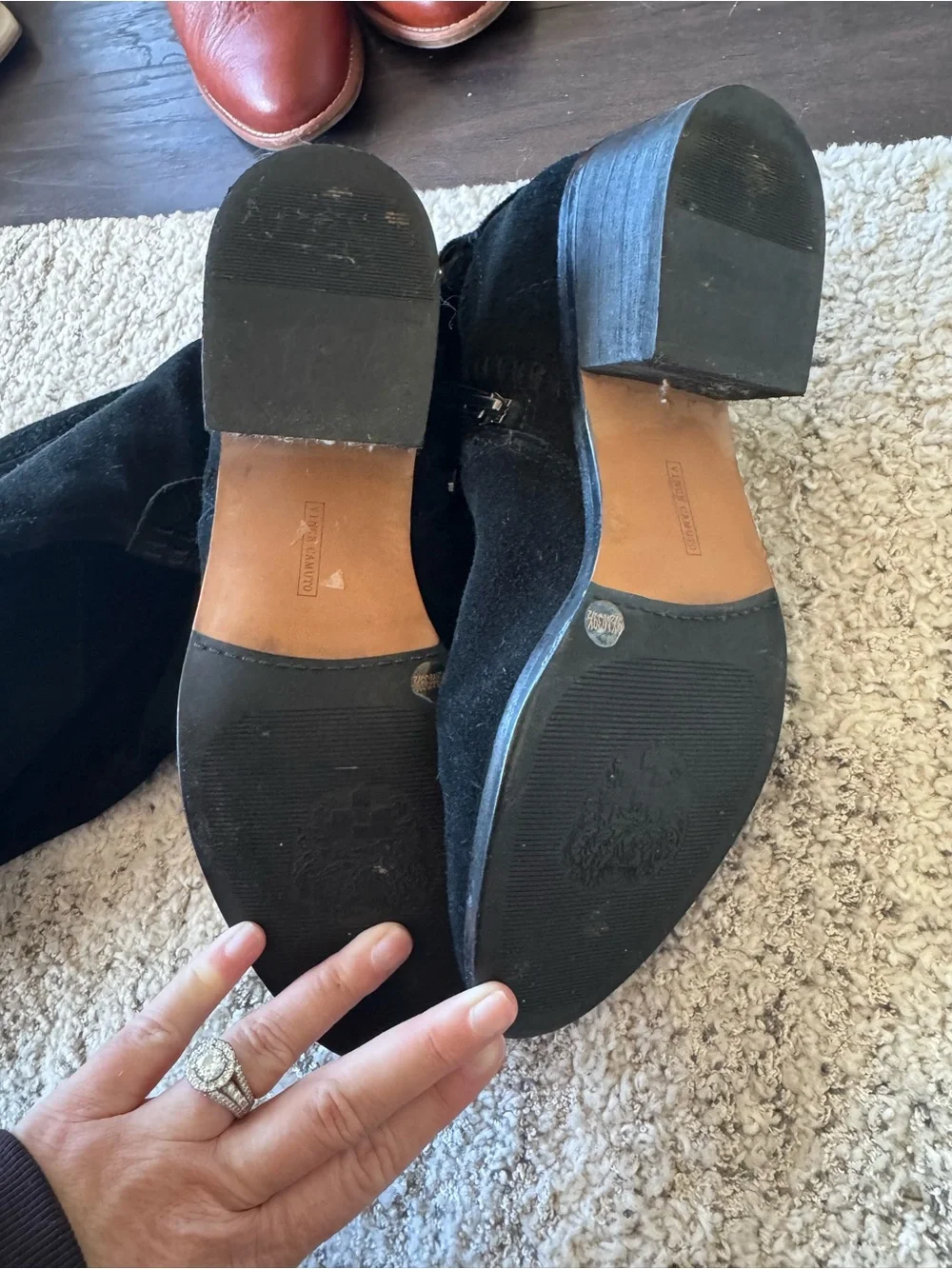 Vince Camuto great used