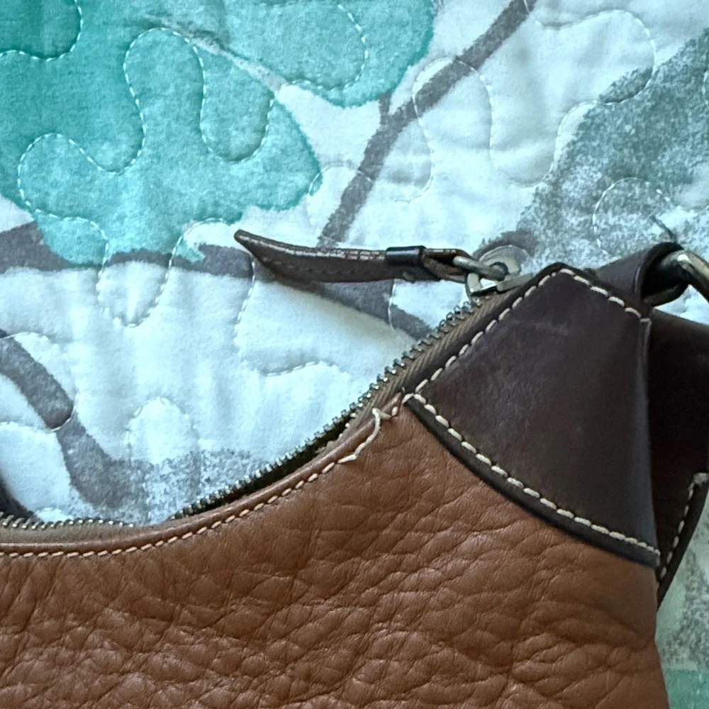 Dooney & Bourke chic brown