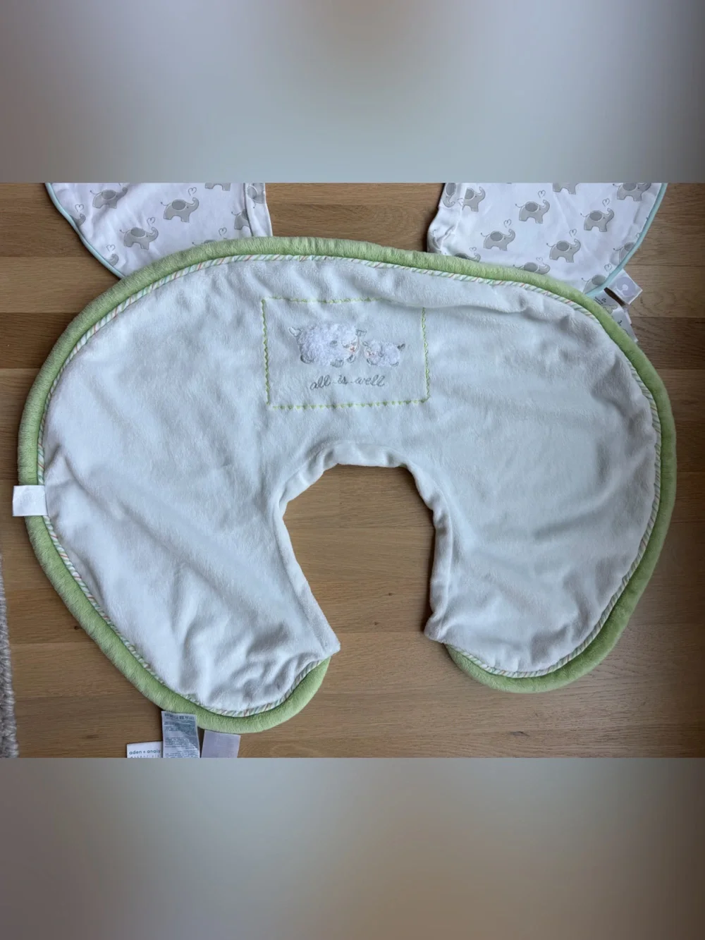 Boppy set includes