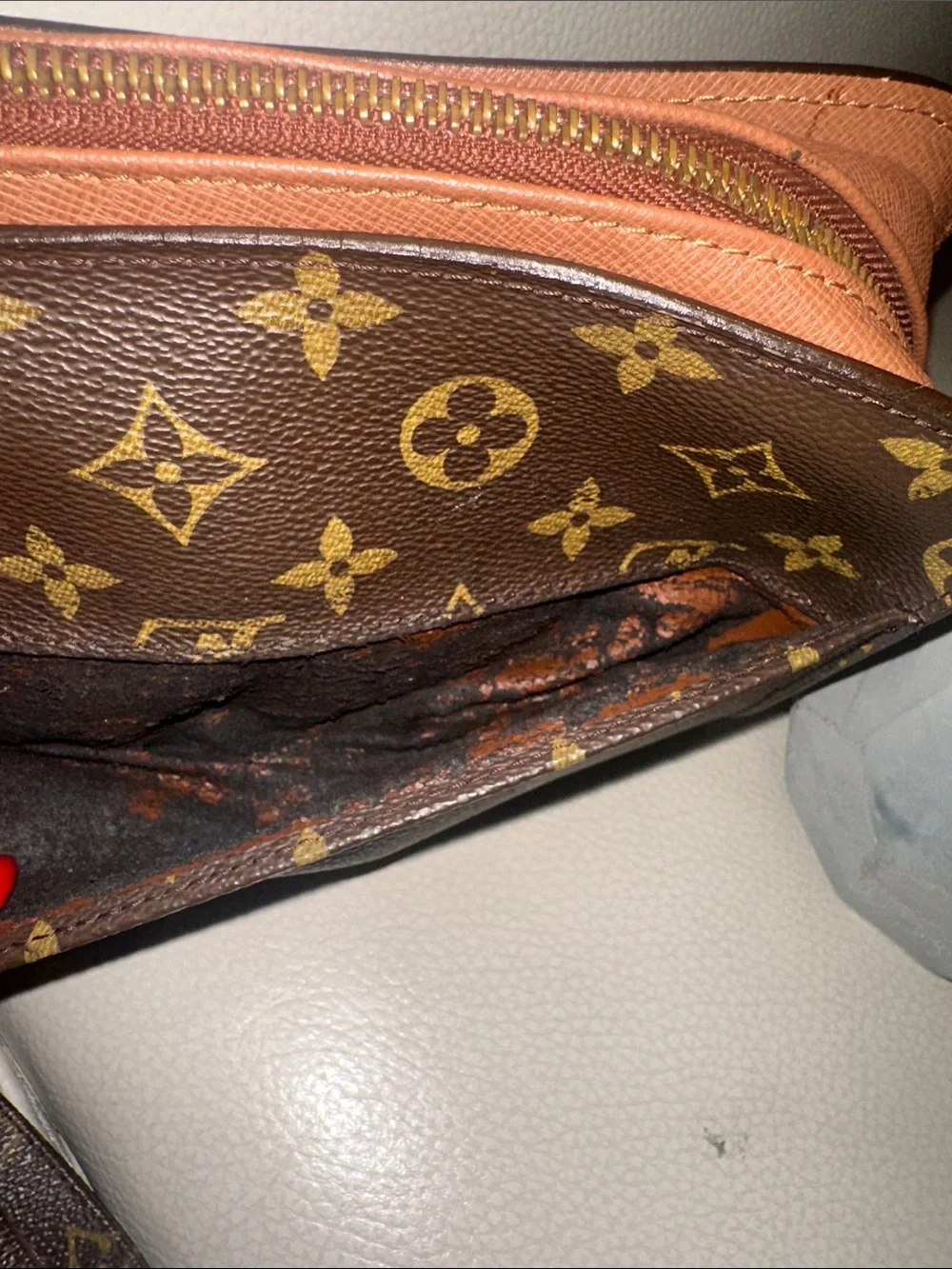 Louis Vuitton iconic louis