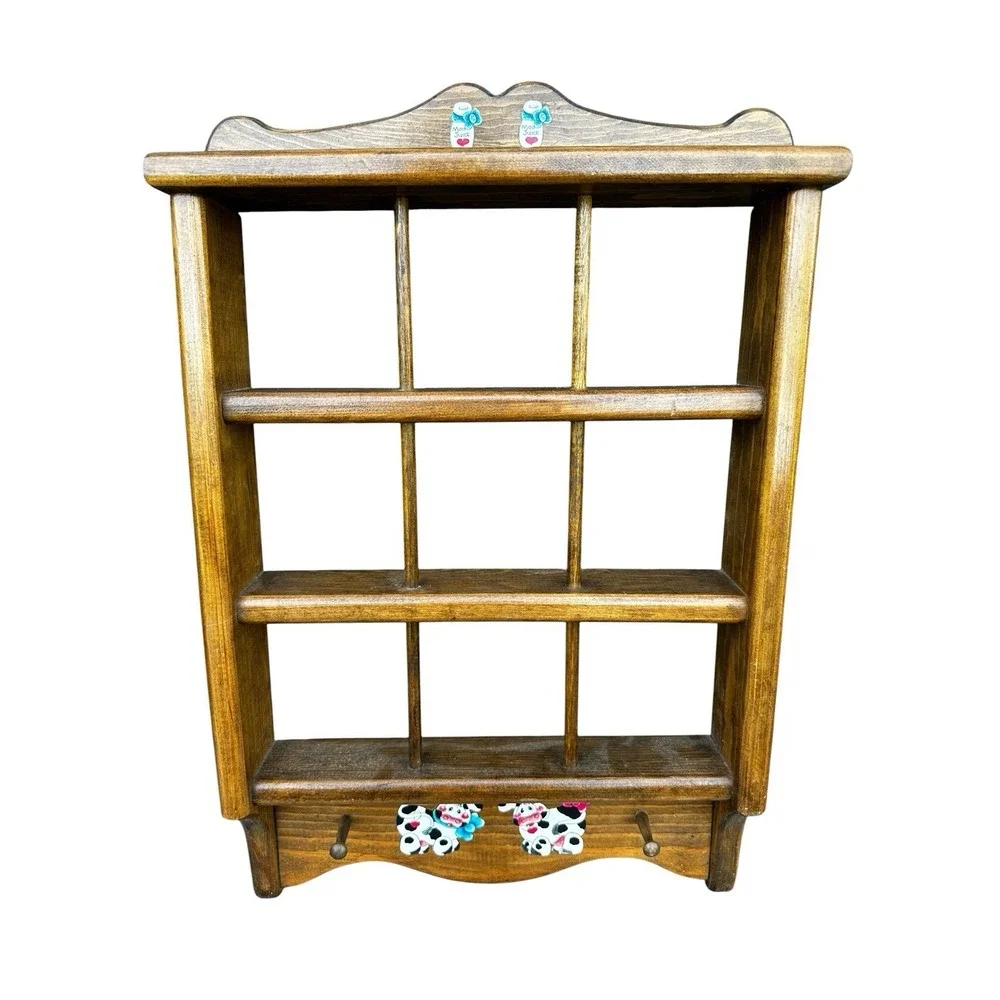 The Unbranded Brand vintage wooden