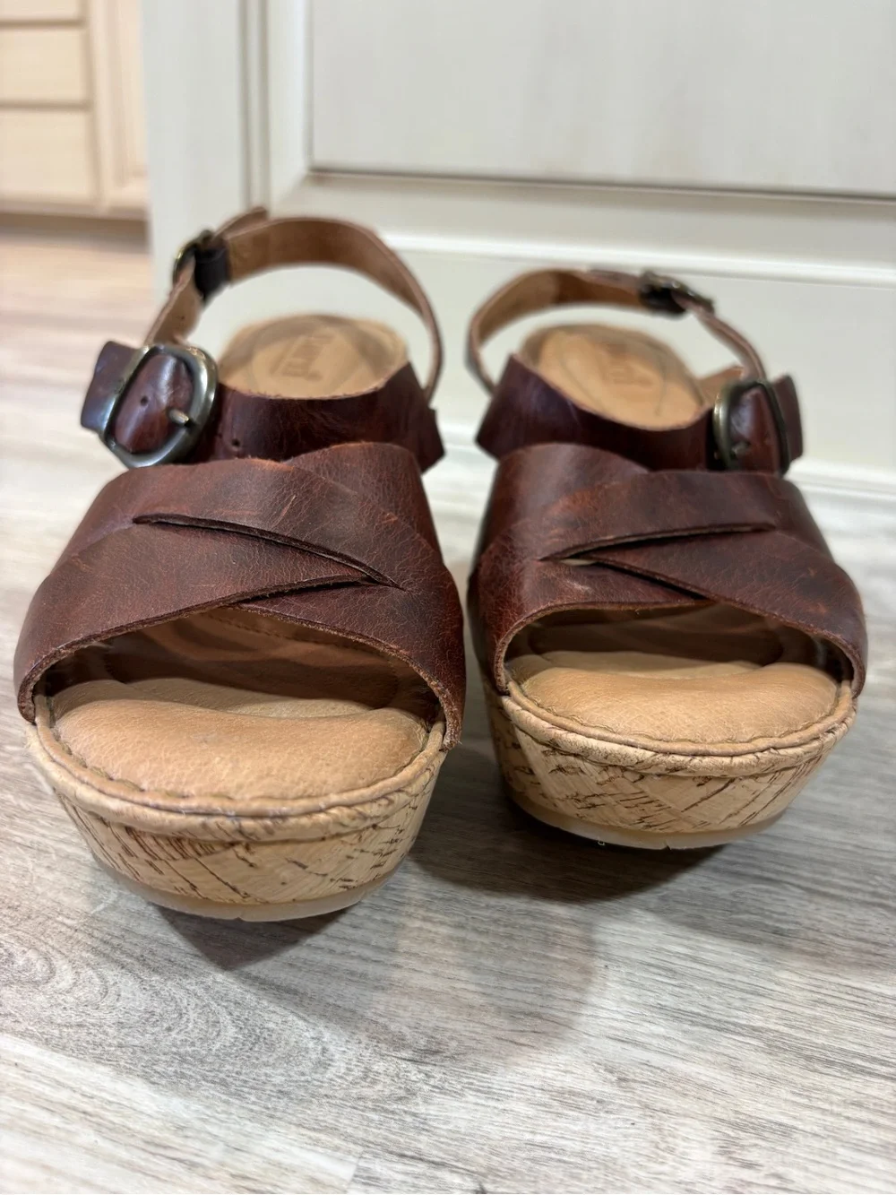 Born wear dressy straps