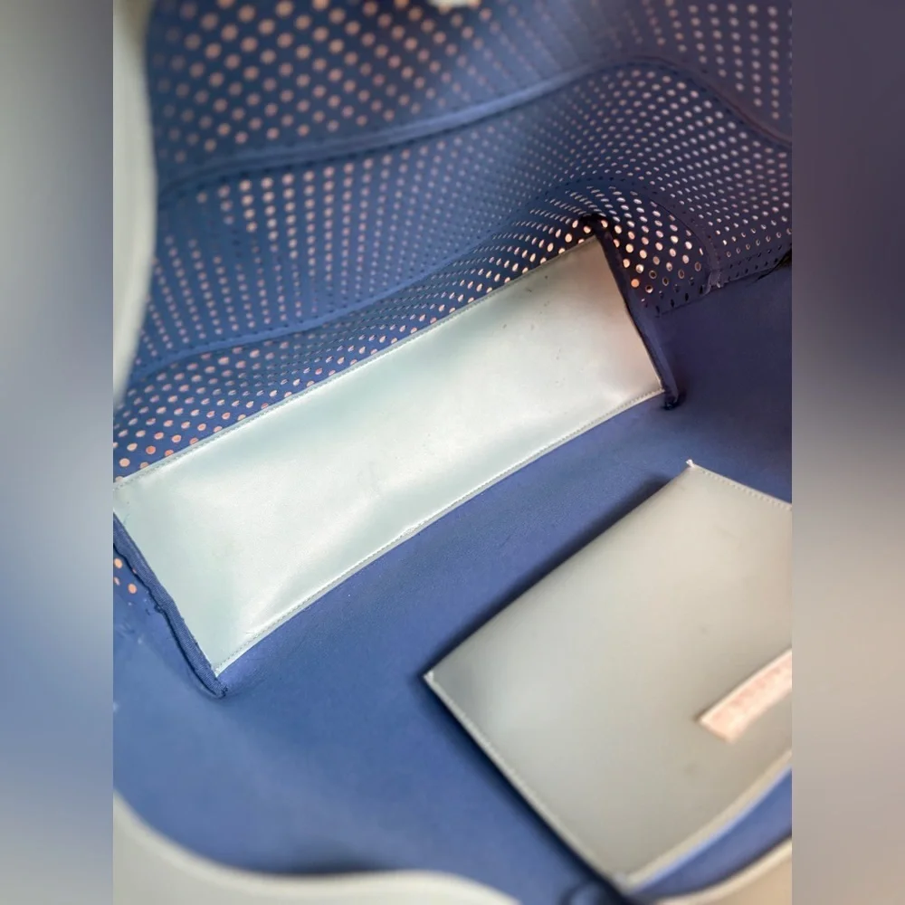 Kenneth Cole Reaction Blue Large Tote Bag