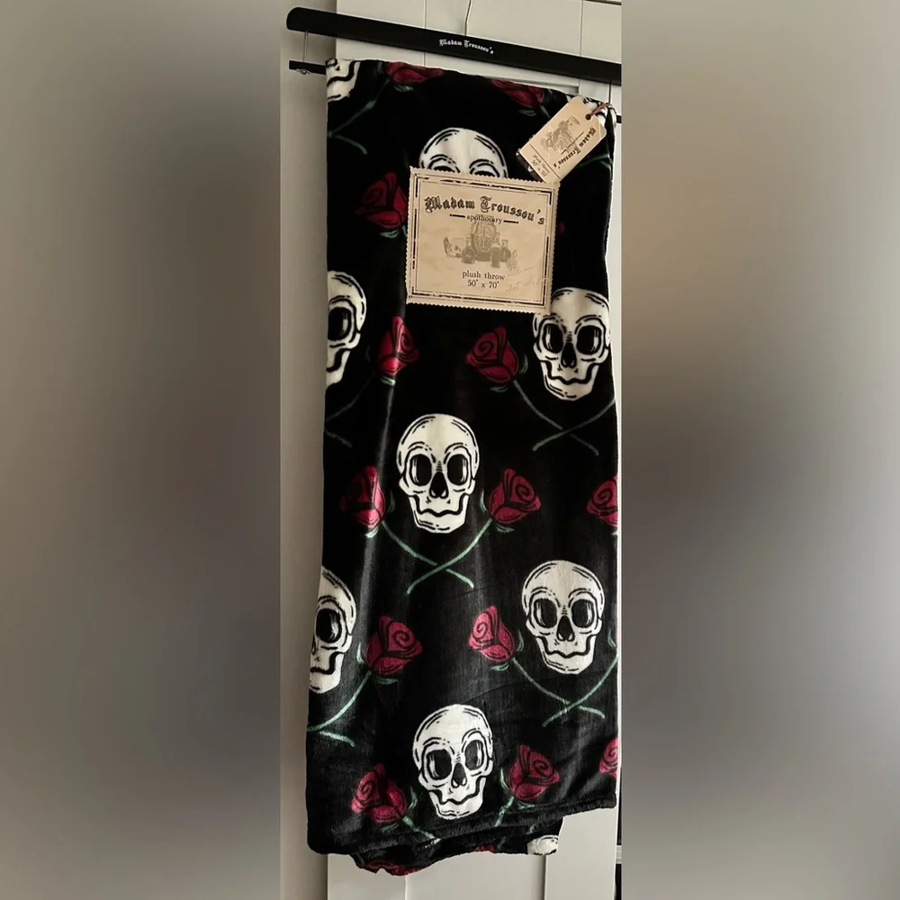 Madam Trousseau’s Apothecary blanket up