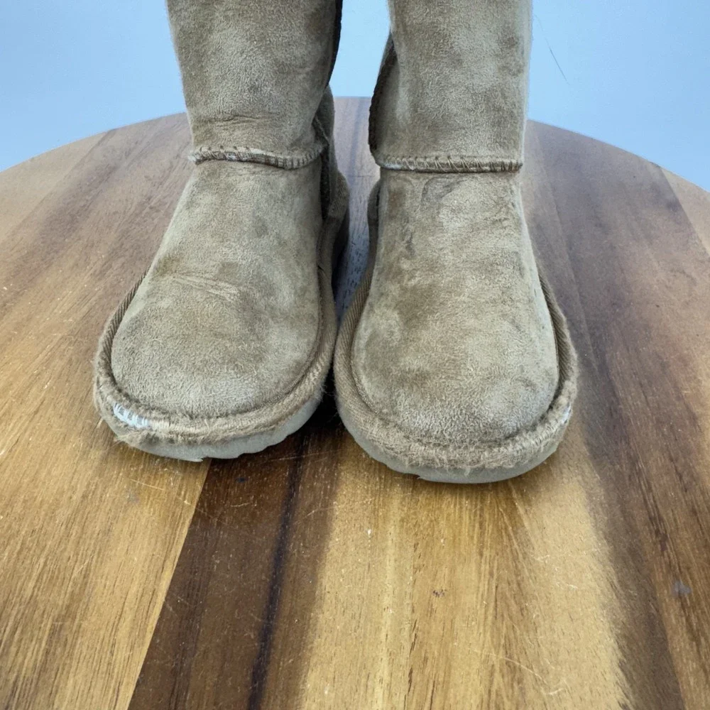UGG size little